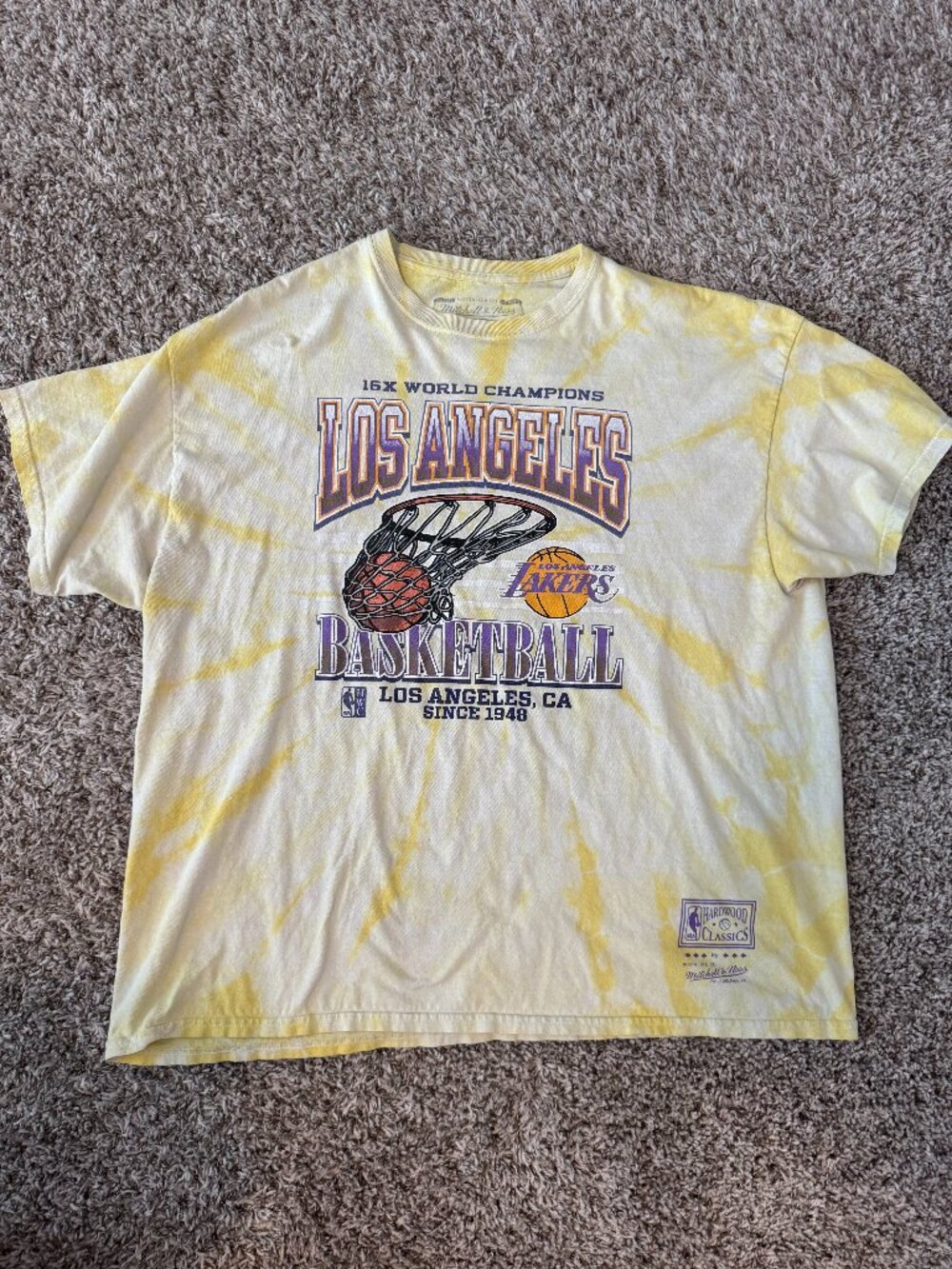 LA Lakers Tie Dye Shirt XXL Hardwood Classics Yellow